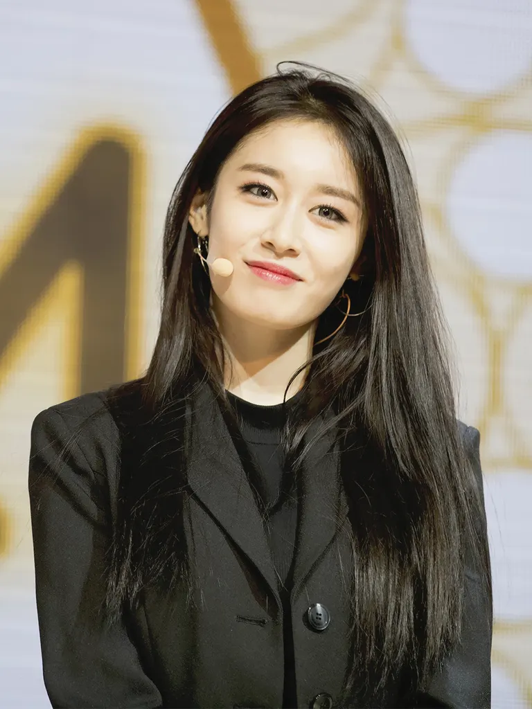 Portrait of Park Ji-yeon