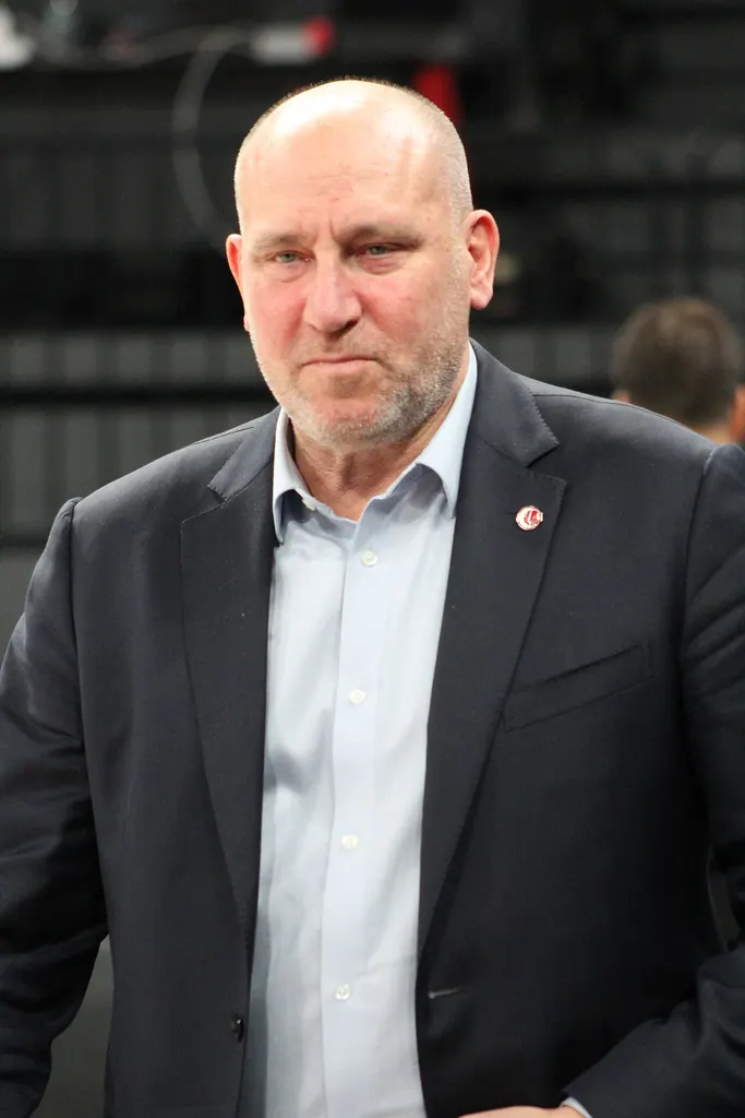 Portrait de Harun Erdenay