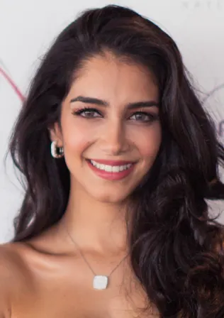 Portrait of Jessica Kahawaty