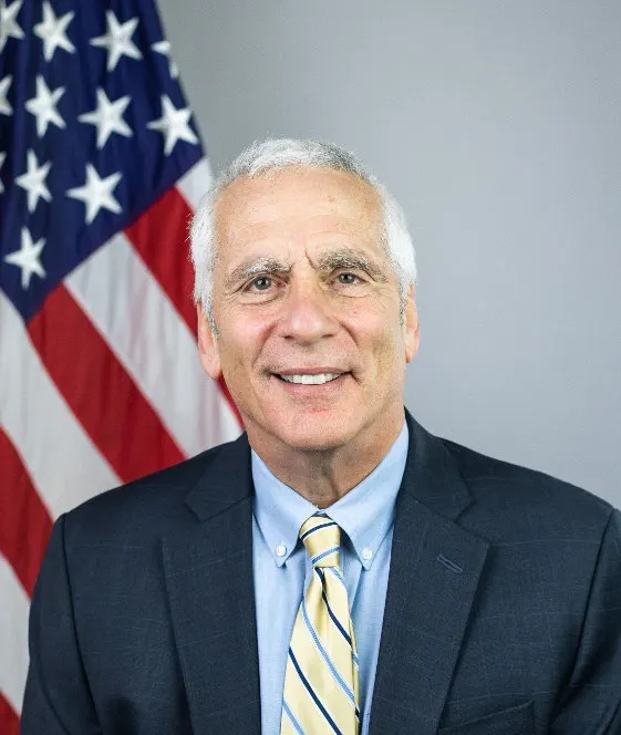 Portrait of Jared Bernstein