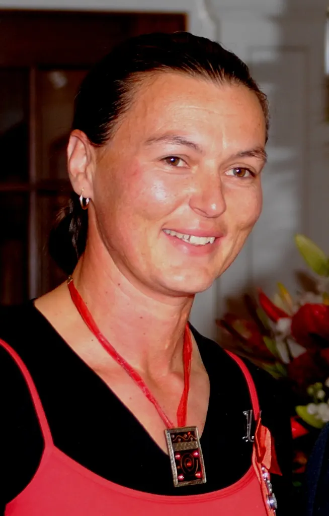 Portrait of Melissa Ruscoe