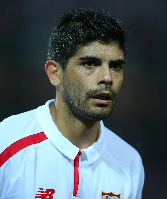 Portrait of Éver Banega