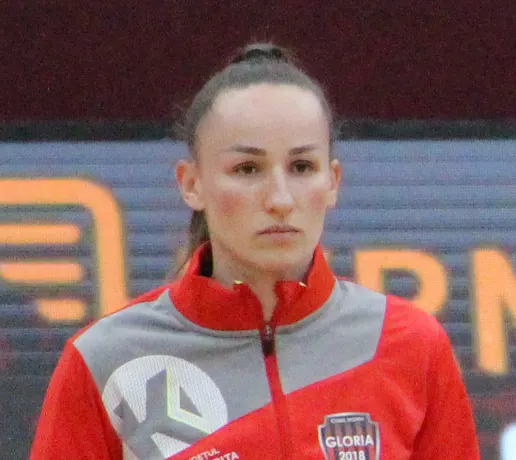 Portrait of Paula Posavec