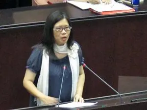 Portrait of Kuan Bi-ling