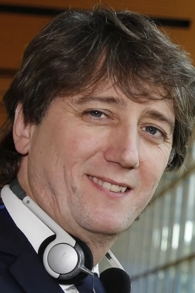 Retrato de Carlos Martínez Mínguez