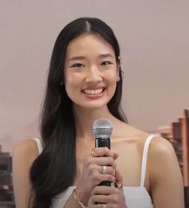 Portrait of Chutimon Chuengcharoensukying